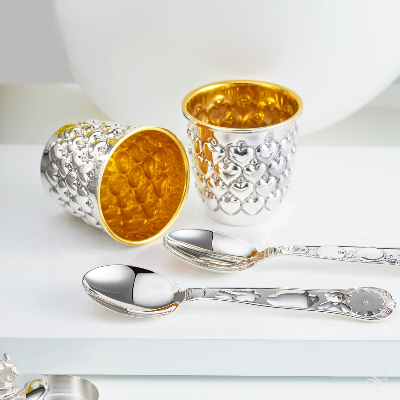 Cupă pentru Bebeluși din Argint 925, Model Conico Pinot, Interior Aurit 24kt, Design Inimă, 5.5 cm