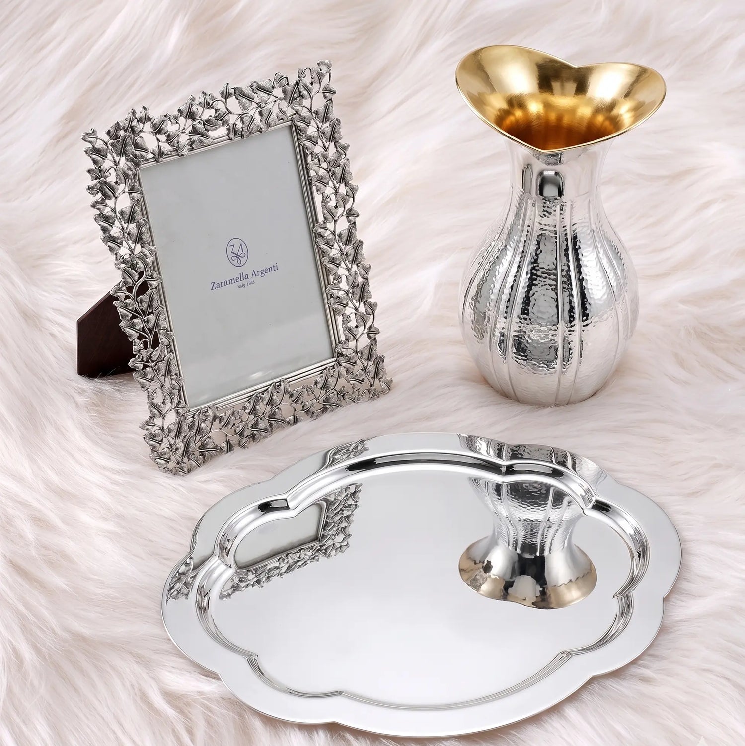 Decoratiuni din argint